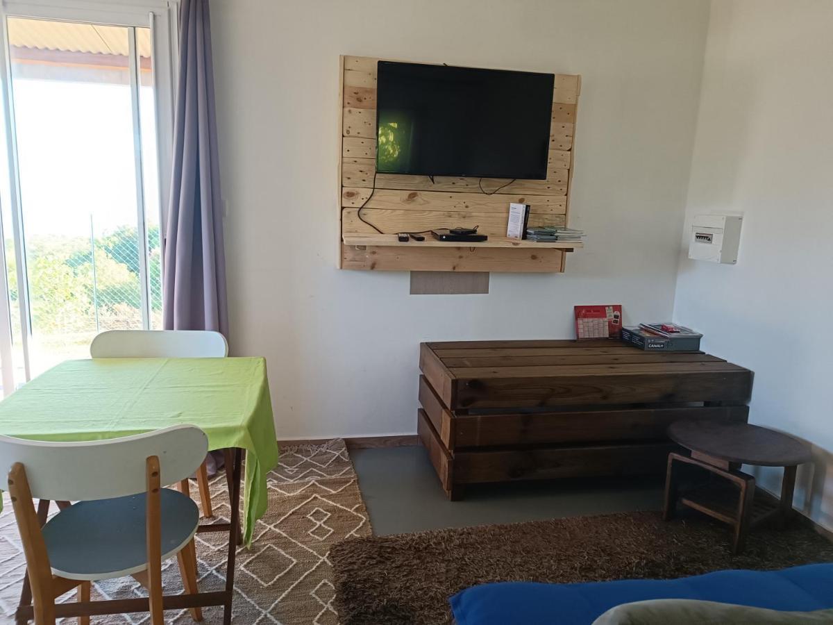 Sainte-Suzanne Domaine Decotte Bungalow מראה חיצוני תמונה